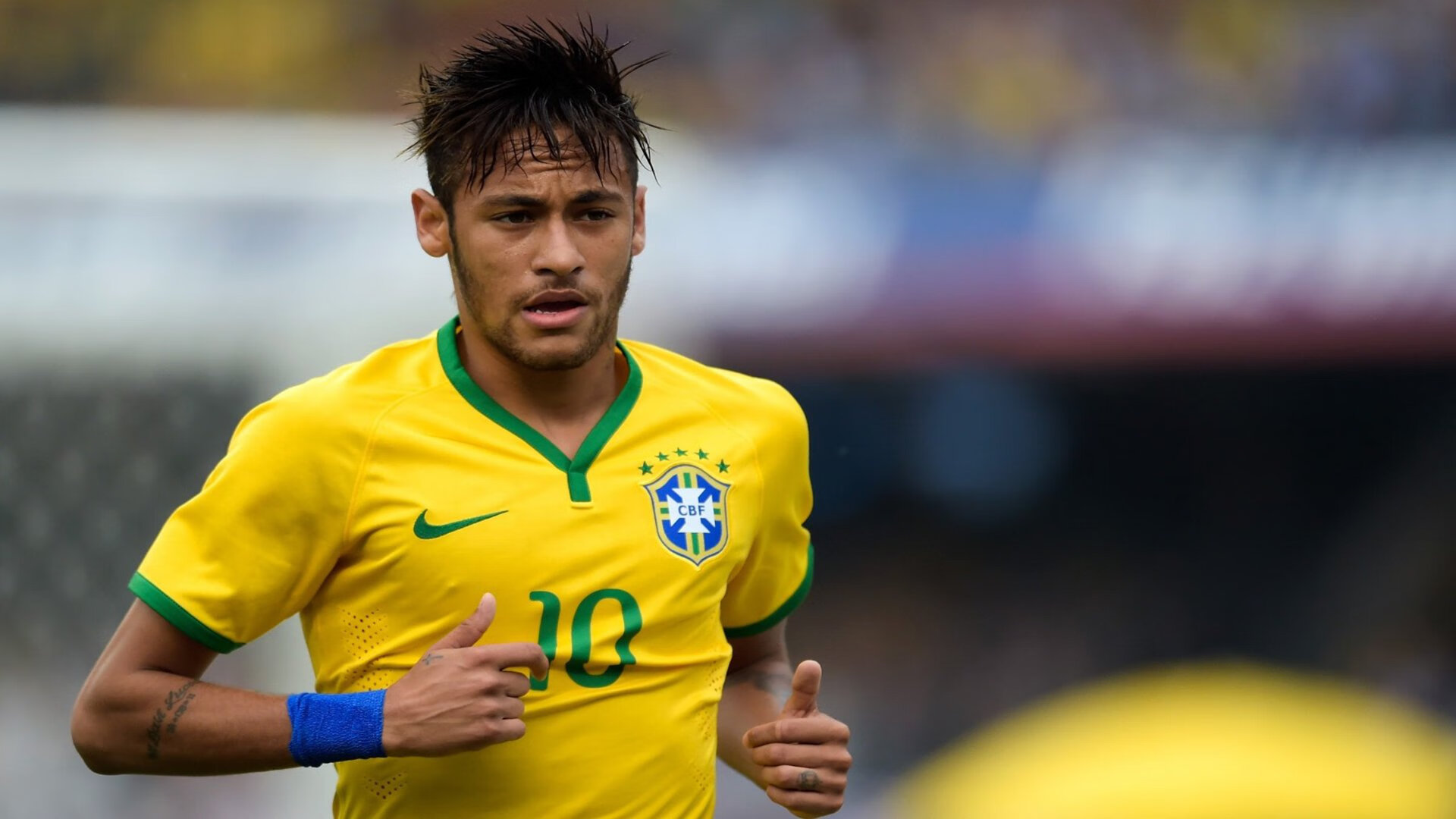 西甲国家德比之夜，拉文关键时刻站出来，当篮球与足球在巅峰时刻相遇